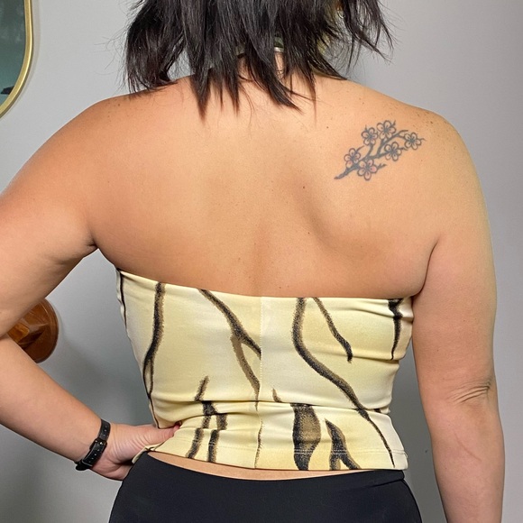 Women’s Cache Size 4 Made in USA Cream Tiger Stripe Halter top - Picture 12 of 13